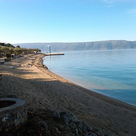 Apartments Izabela Muzic-Fornaric Cres Bagian luar foto